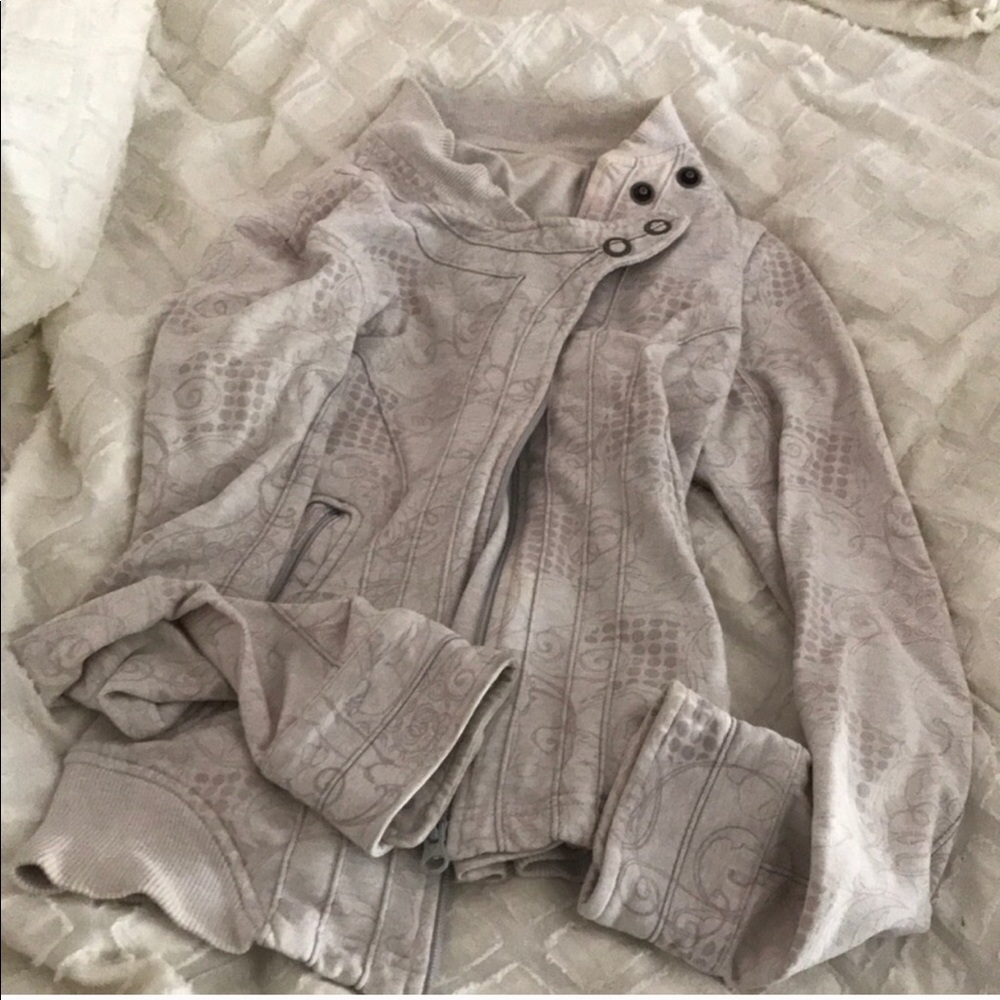 Lululemon zip up jacket sweater